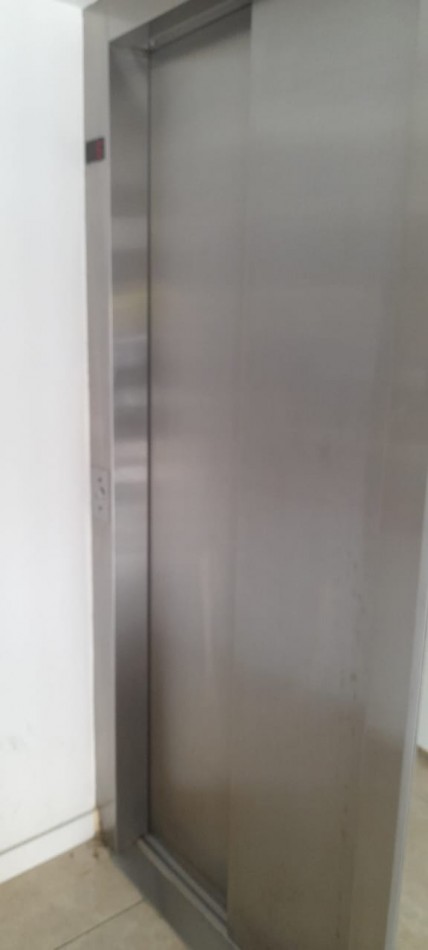 VENTA DEPARTAMENTO 2 AMBIENTES AL FRENTE ZONA CENTRO