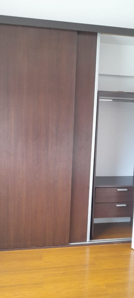 VENTA DEPARTAMENTO 2 AMBIENTES AL FRENTE ZONA CENTRO