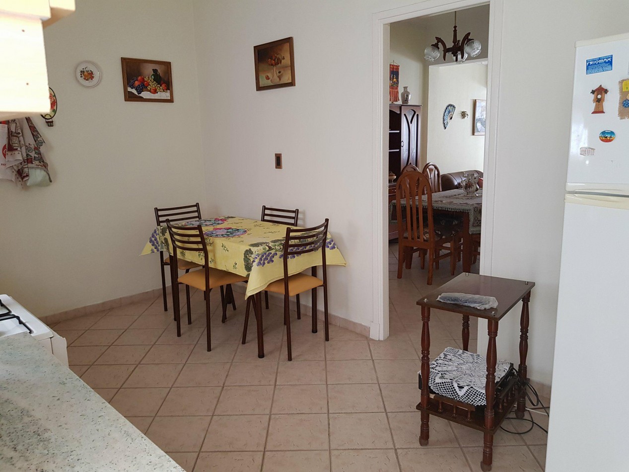 VENTA /PERMUTA CHALET 4 AMBIENTES