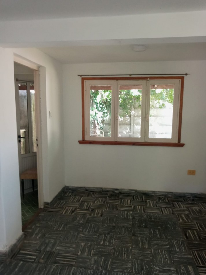 VENTA CASA DE DOS PLANTAS CENTRO CORONEL VIDAL