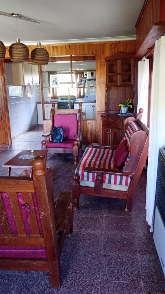 VENTA CASA EN VIVORATA FRENTE AUTOVIA 2