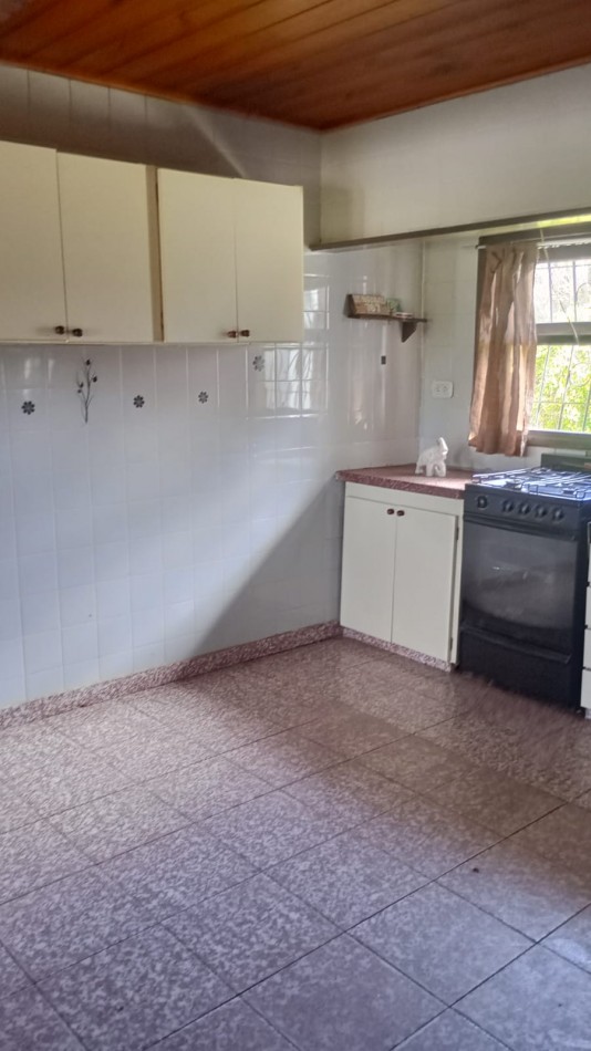 VENTA CASA EN VIVORATA FRENTE AUTOVIA 2