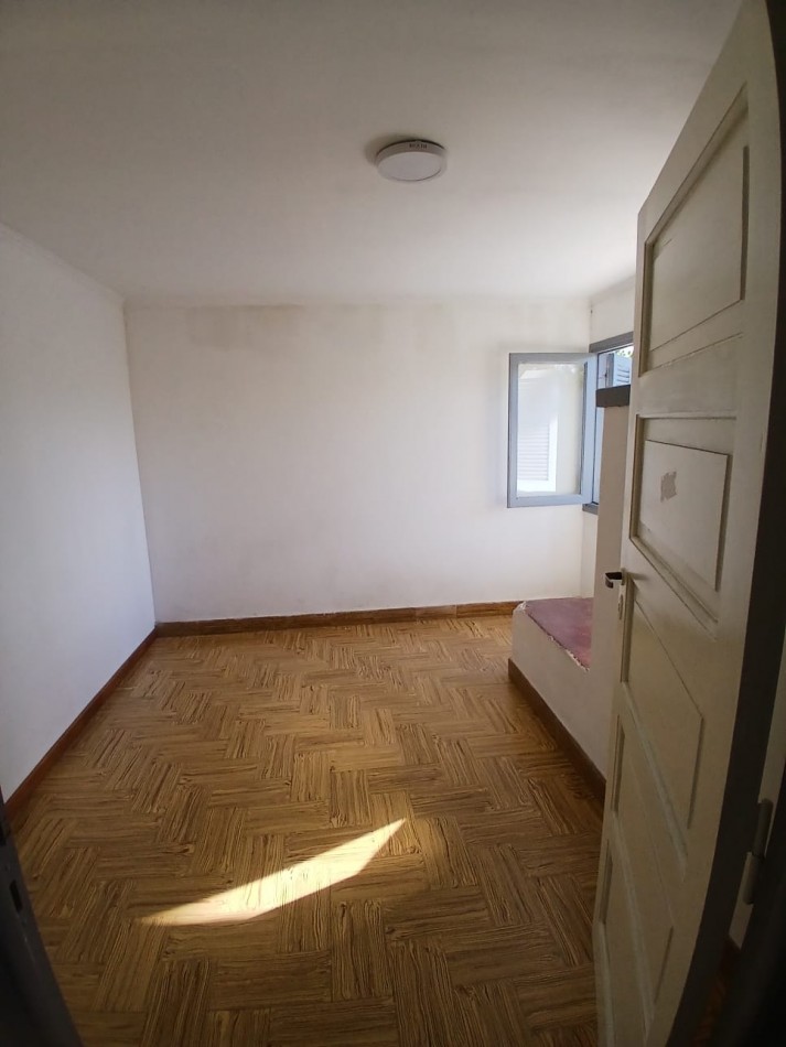 VENTA CASA DE DOS PLANTAS CENTRO CORONEL VIDAL