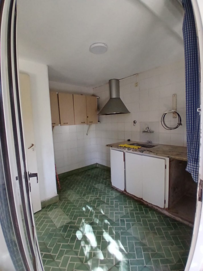 VENTA CASA DE DOS PLANTAS CENTRO CORONEL VIDAL