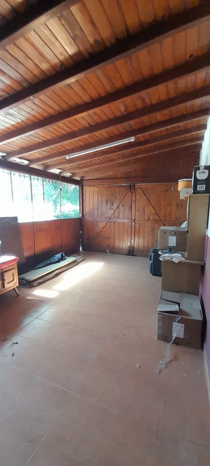 VENTA CHALET CORONEL VIDAL 