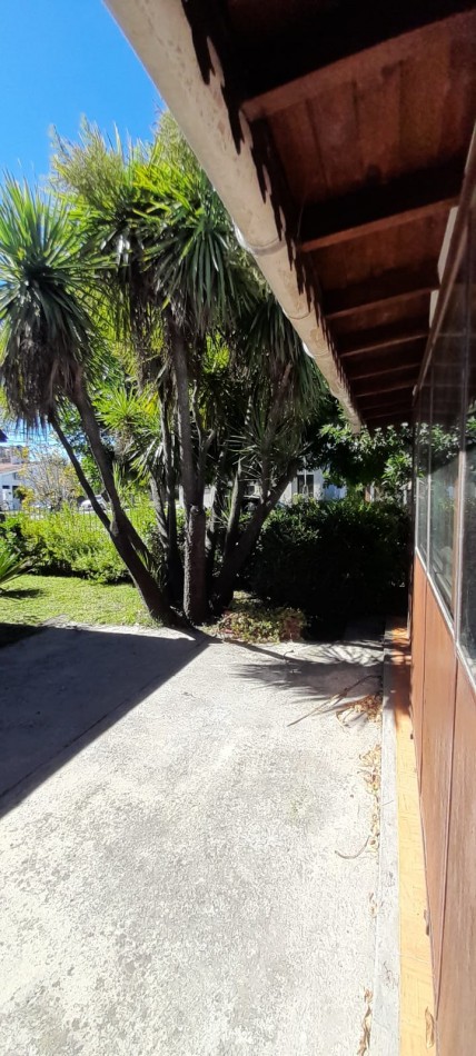 VENTA CHALET CORONEL VIDAL 