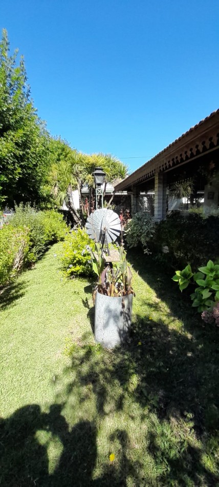 VENTA CHALET CORONEL VIDAL 