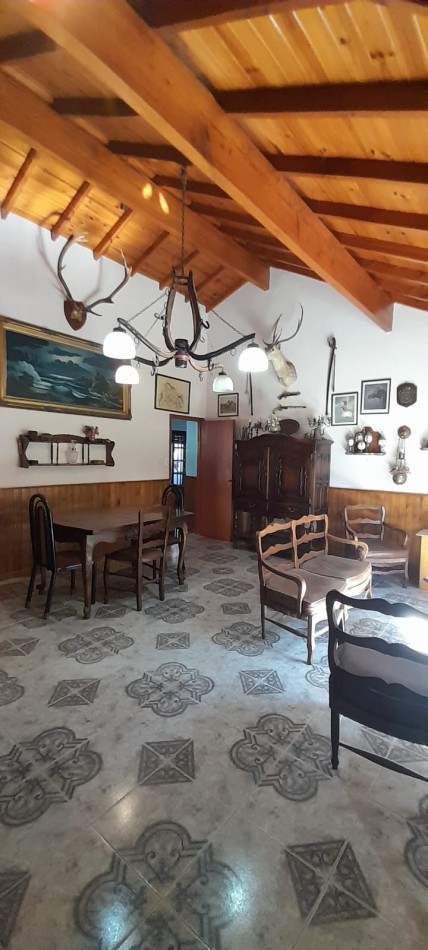 VENTA CHALET CORONEL VIDAL 