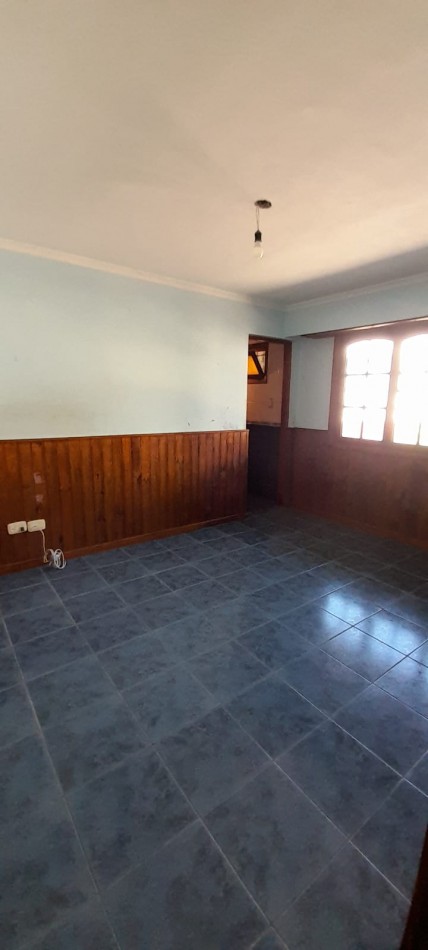 VENTA CHALET CORONEL VIDAL 