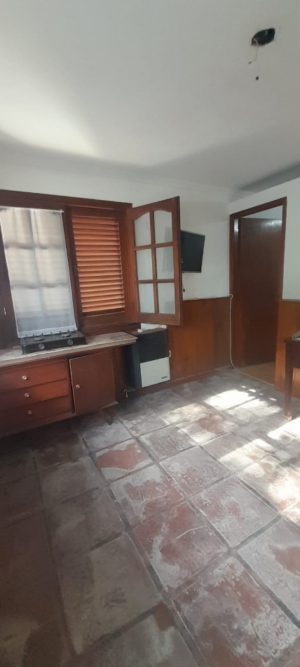 VENTA CHALET CORONEL VIDAL 