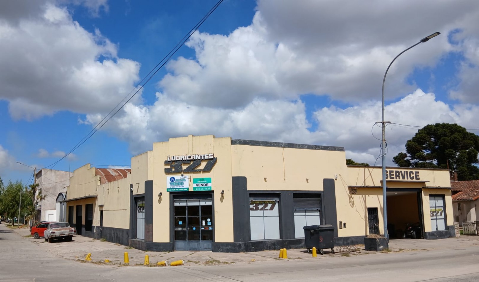 VENTA LOCALES CON GALPON DEPOSITO