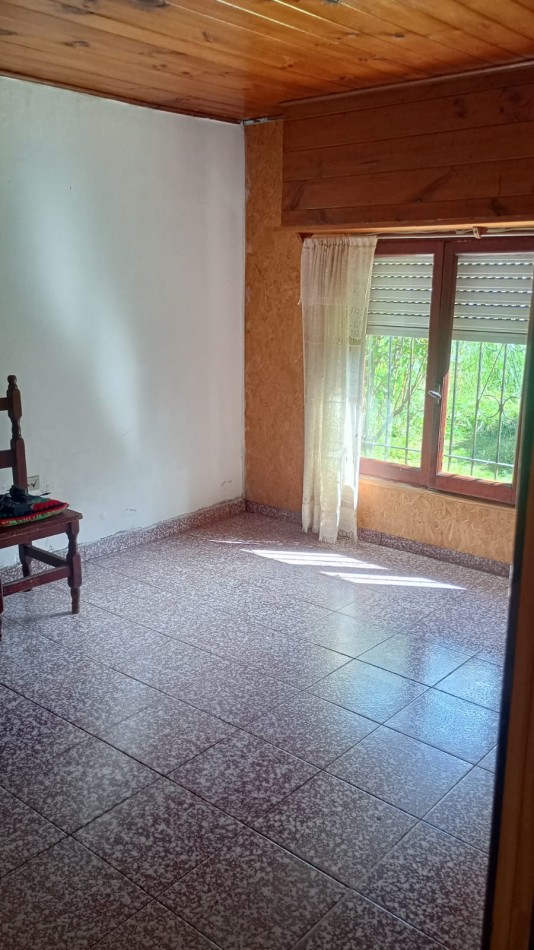 VENTA CASA EN VIVORATA FRENTE AUTOVIA 2