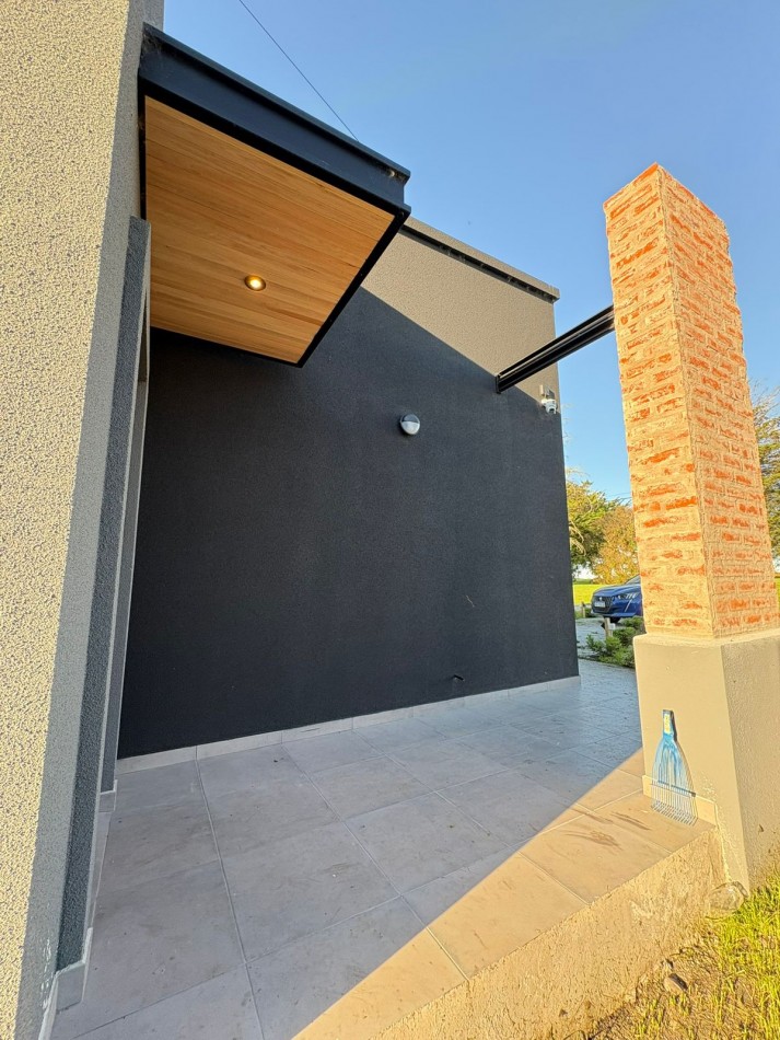 VENTA CASA EN BARRIO PRIVADO COSTA DEL SOL BALNEARIO PARQUE MAR CHIQUITA 