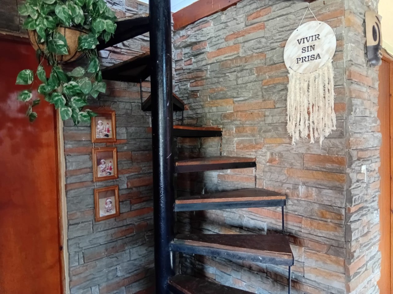 VENTA CASA CON LOCAL EN VIVORATA 