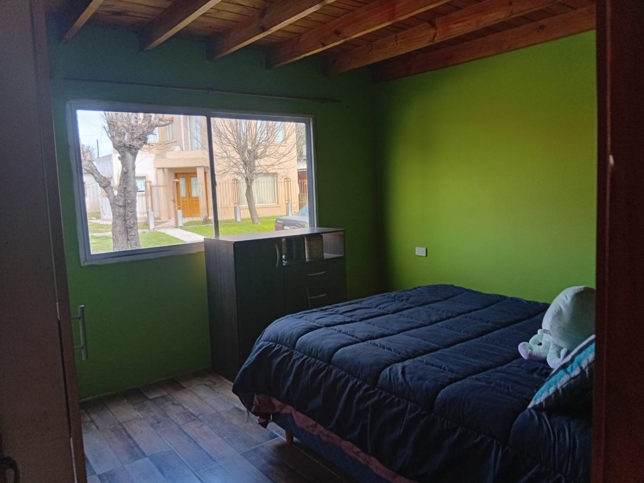 VENTA CASA CON LOCAL EN VIVORATA 