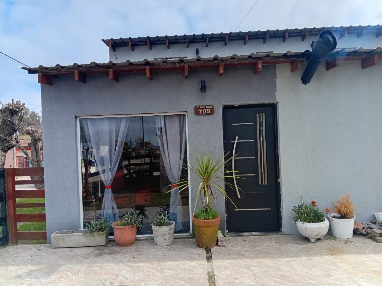 VENTA CASA CON LOCAL EN VIVORATA 
