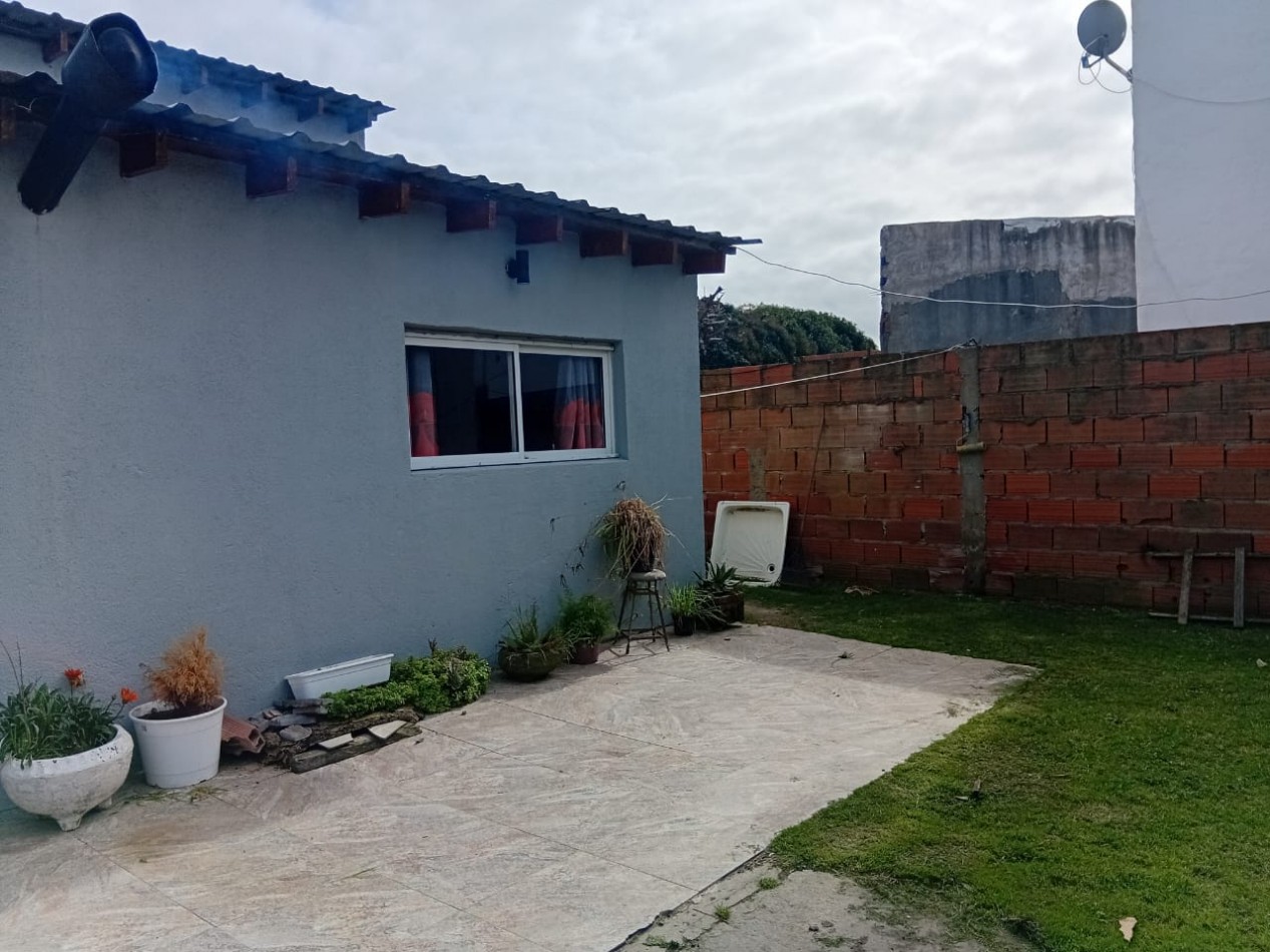 VENTA CASA CON LOCAL EN VIVORATA 