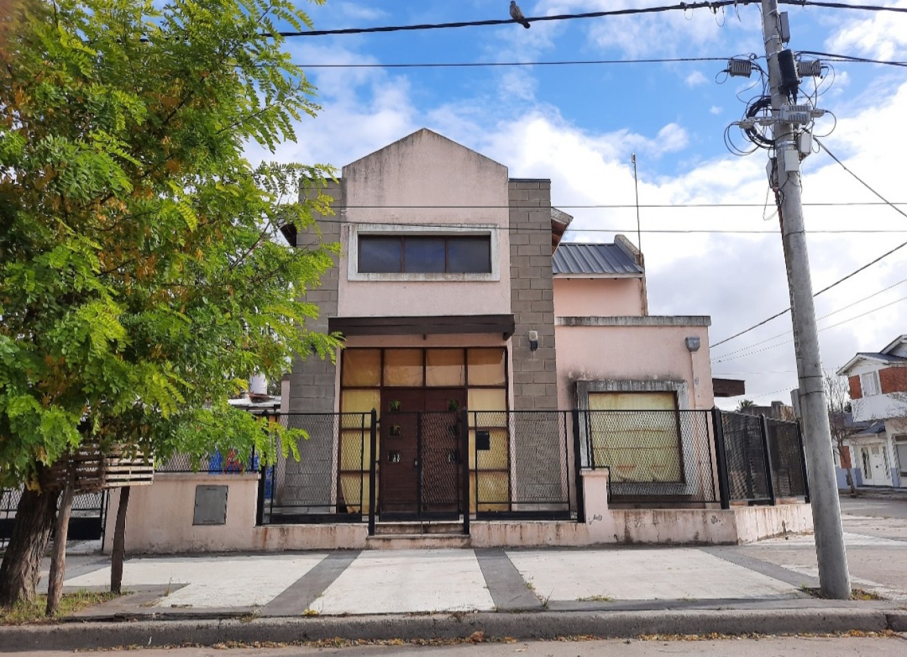 VENTA CASA CENTRO CORONEL VIDAL