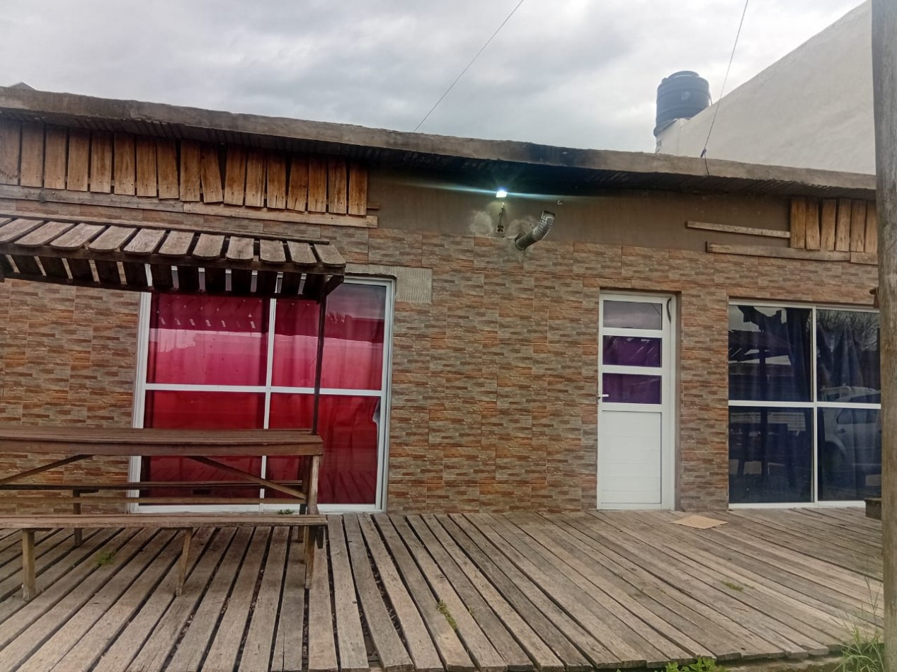 VENTA CASA CON LOCAL EN VIVORATA 