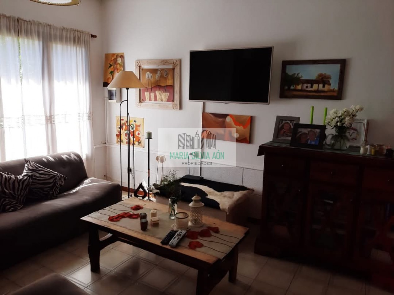 VENTA CASA EN BARRIO REPETTO CORONEL VIDAL