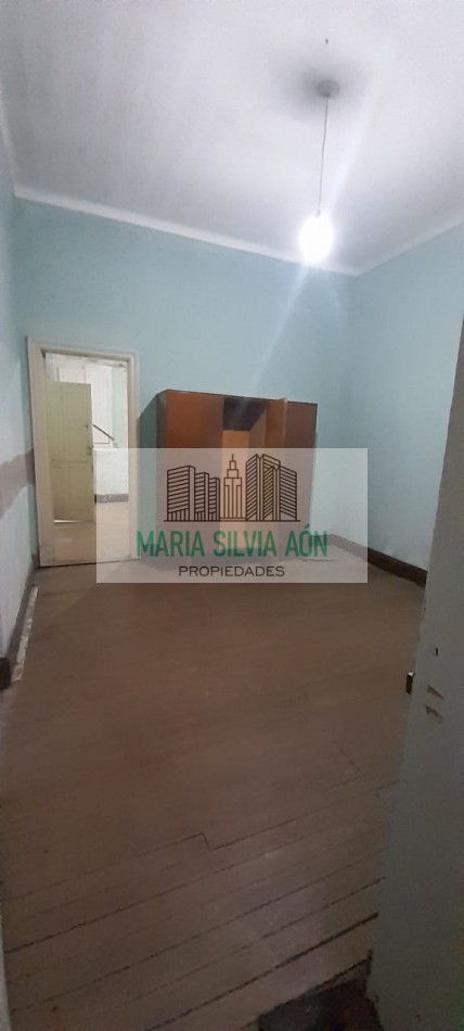 VENTA CASA A RECICLAR EN  EL CENTRO CORONEL VIDAL 