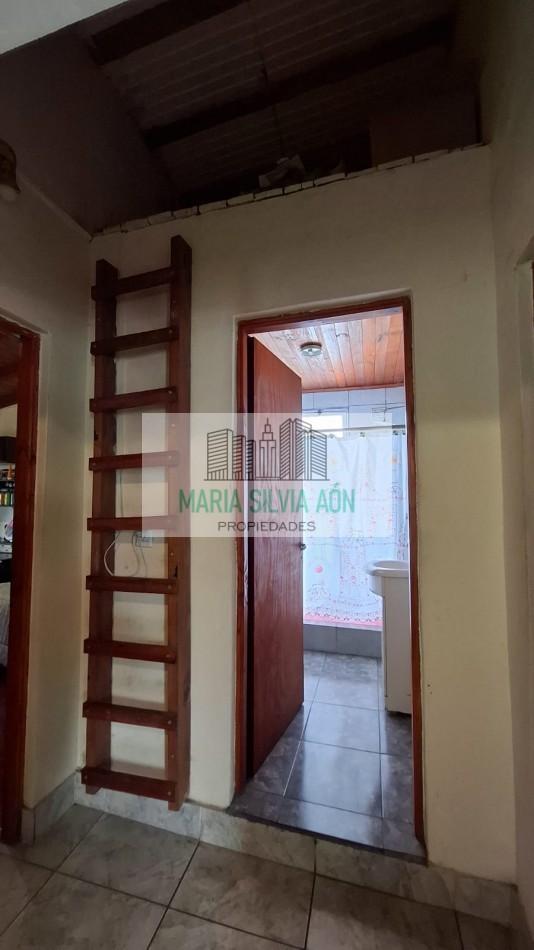 VENTA CASA 4 amb + DPTO 3 amb en Sierra de los Padres