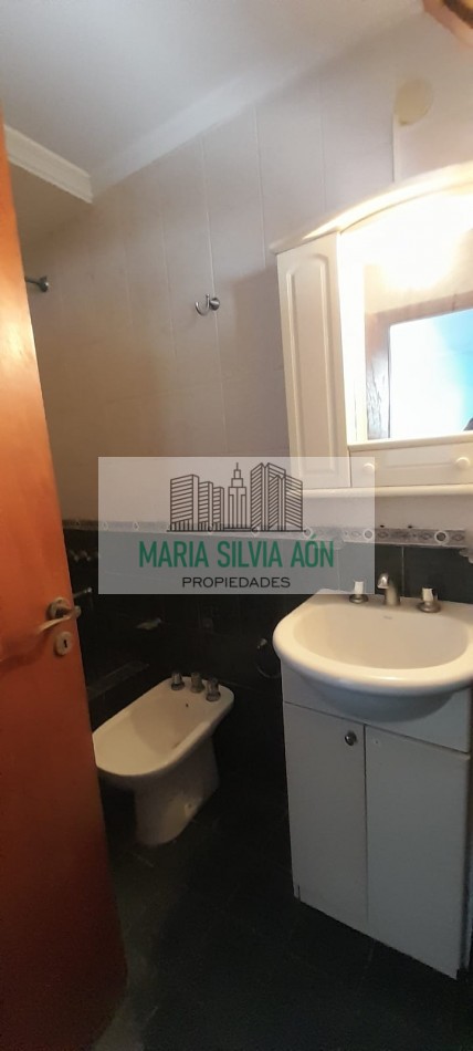 VENTA CHALET CORONEL VIDAL 