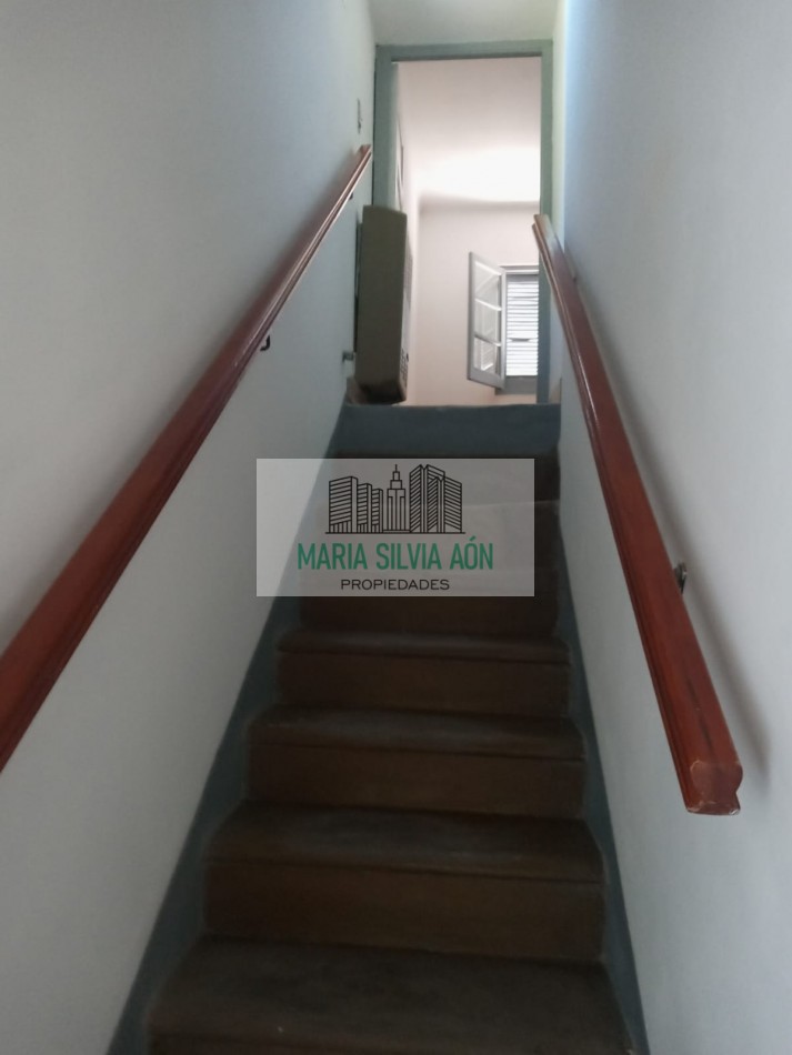 VENTA CASA DE DOS PLANTAS CENTRO CORONEL VIDAL