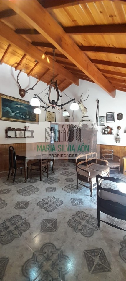 VENTA CHALET CORONEL VIDAL 