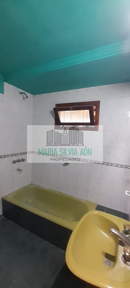 VENTA CHALET CORONEL VIDAL 