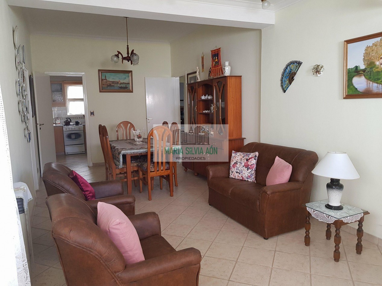 VENTA CHALET 4 AMBIENTES 