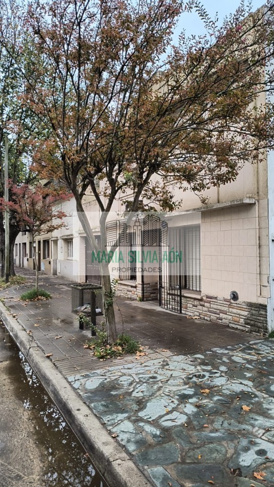 VENTA CASA + DEPARTAMENTO CENTRO CORONEL VIDAL 