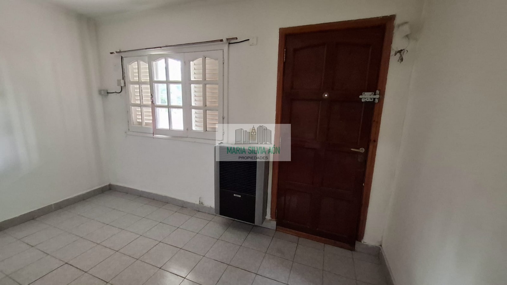 VENTA CASA 4 amb + DPTO 3 amb en Sierra de los Padres