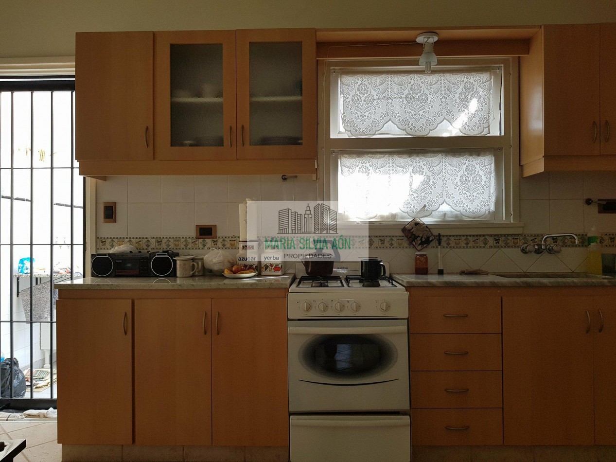 VENTA CHALET 4 AMBIENTES 