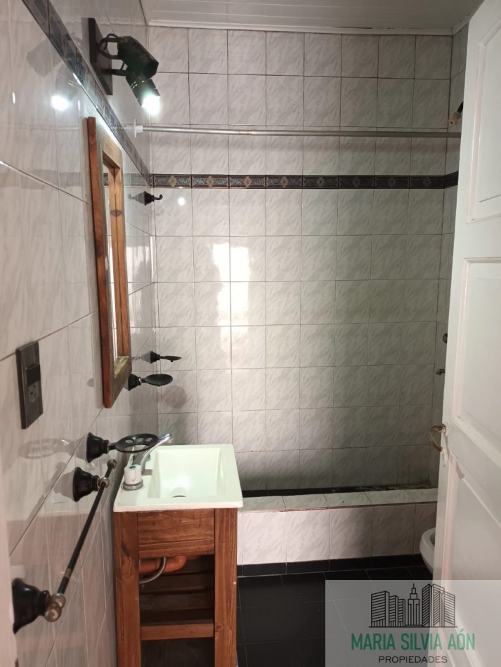 VENTA /PERMUTA CASA CON GALPON EN CORONEL VIDAL CENTRO