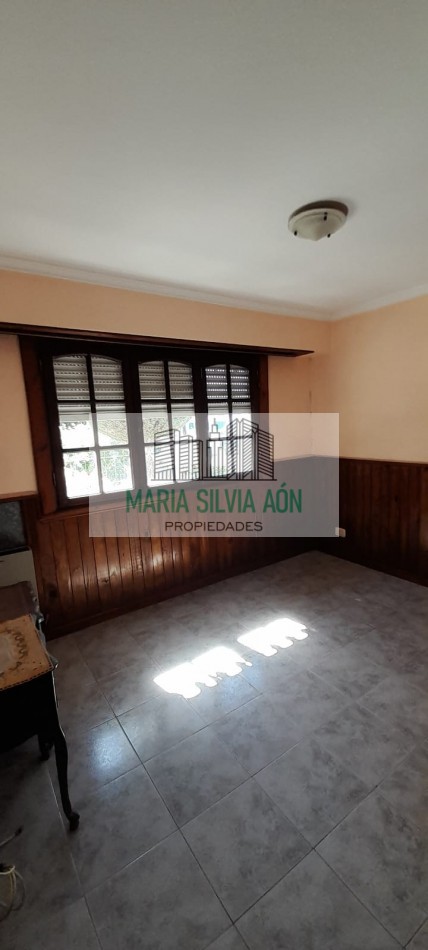 VENTA CHALET CORONEL VIDAL 