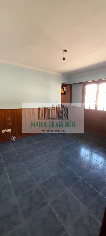 VENTA CHALET CORONEL VIDAL 