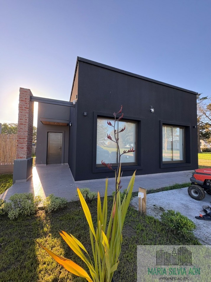 VENTA CASA EN BARRIO PRIVADO COSTA DEL SOL BALNEARIO PARQUE MAR CHIQUITA 
