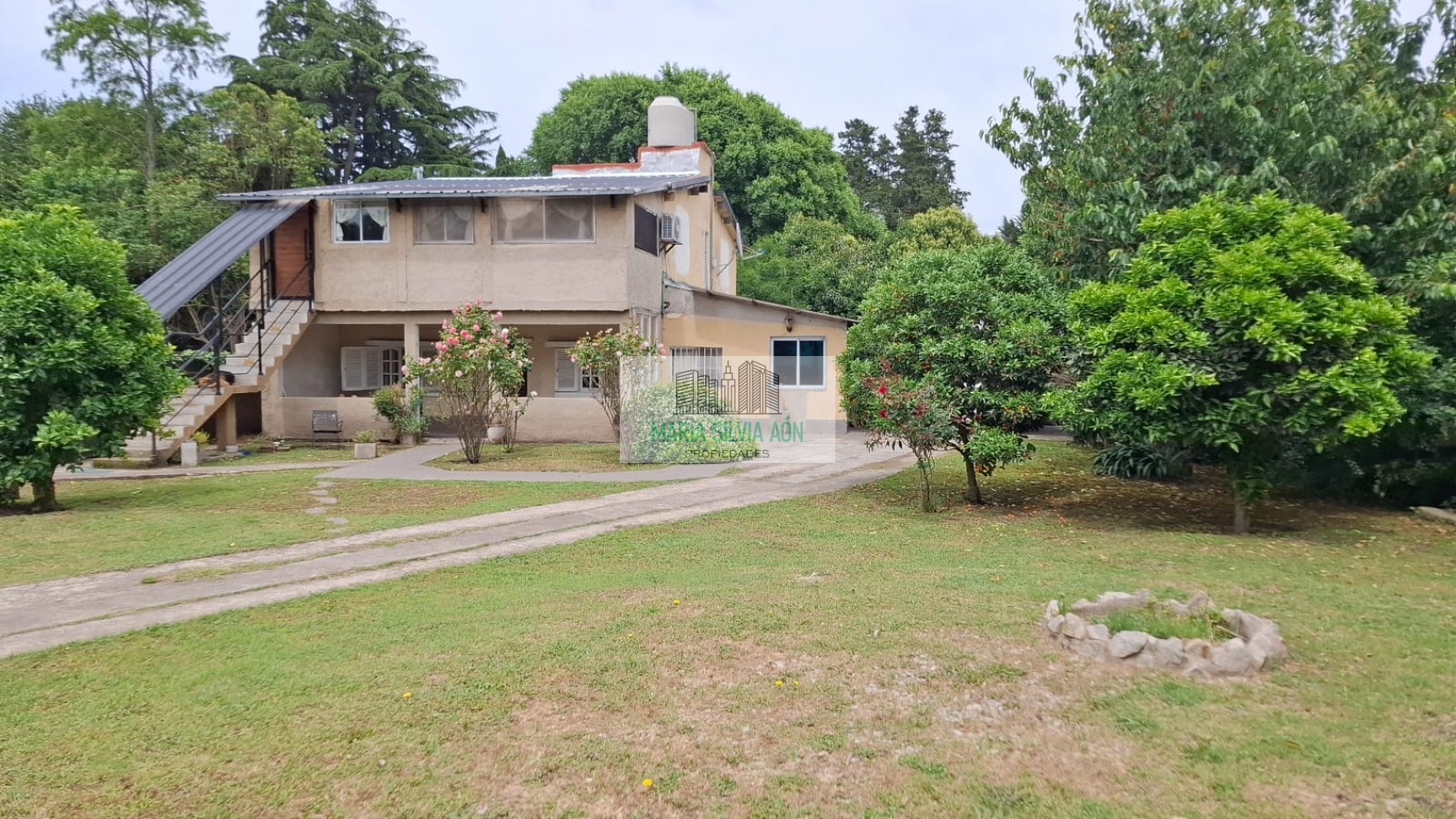 VENTA CASA 4 amb + DPTO 3 amb en Sierra de los Padres