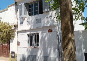 VENTA CASA DE DOS PLANTAS CENTRO CORONEL VIDAL