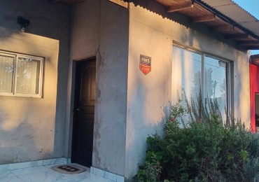 VENTA CASA CON LOCAL EN ACANTILADOS MAR DEL PLATA