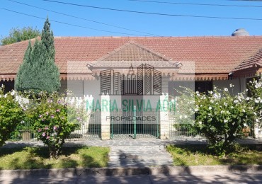 VENTA CHALET CORONEL VIDAL 